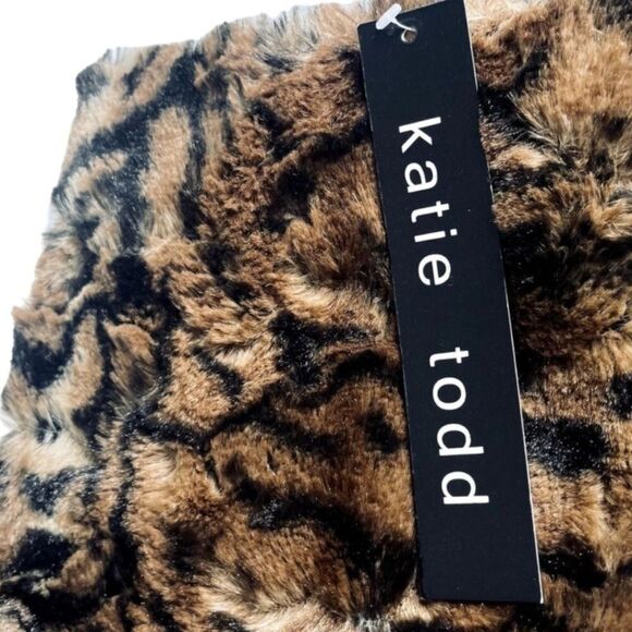 Katie Todd | Leopard Print Faux Fur Oversized Coat Size S | NWT - Picture 6 of 11